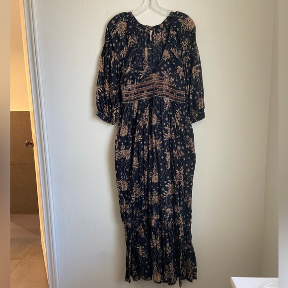 Free People Dresses & Skirts - Free People Golden Hour Maxi Dress